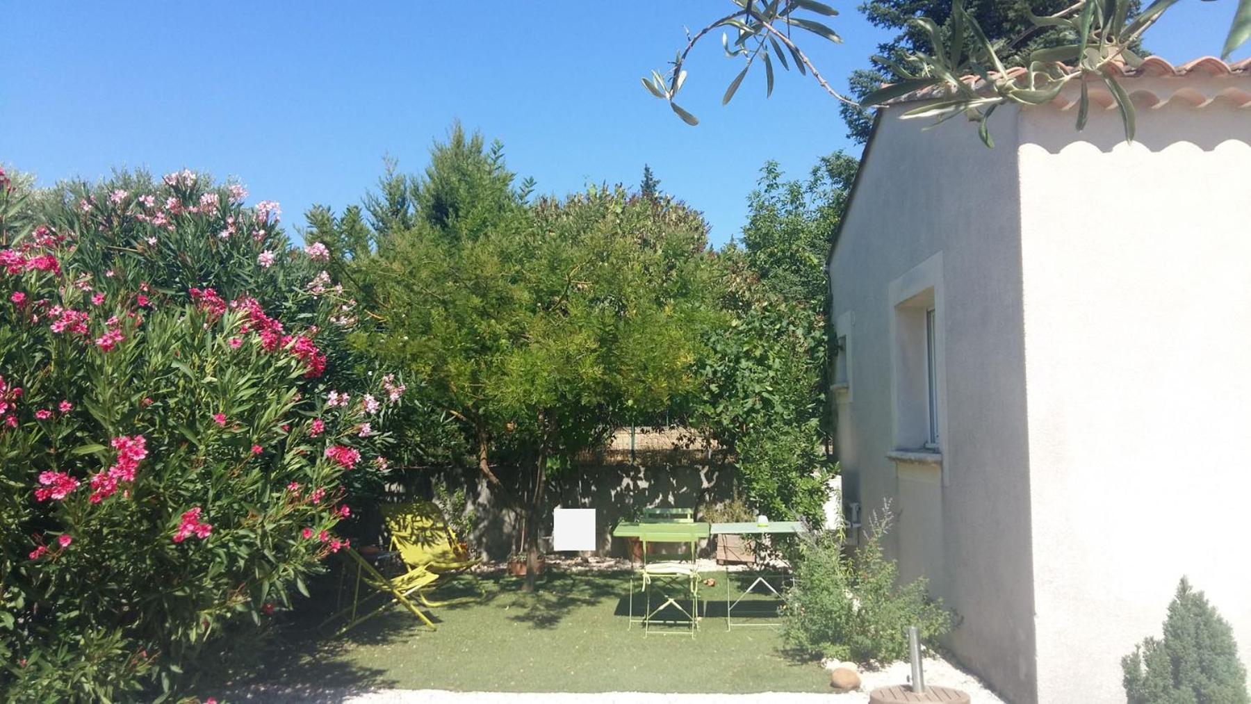 Bed and Breakfast Au Bon Penequet à Pujaut Extérieur photo